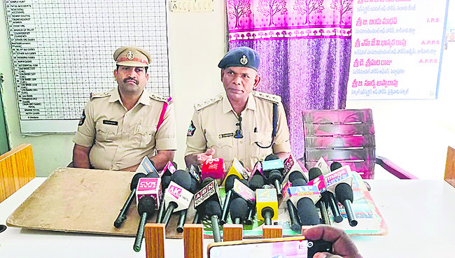 అప్పు తీర్చలేక స్నేహితుడి హత్య 1