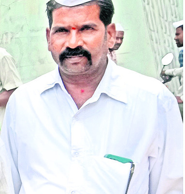 జూదానికి బానిసై యువకుడి ఆత్మహత్య 
1