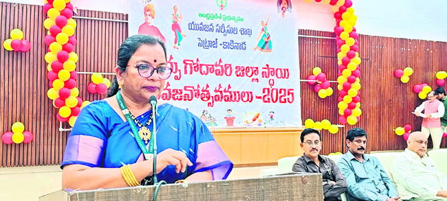 సంప్రదాయాలపై అవగాహన అవసరం 1