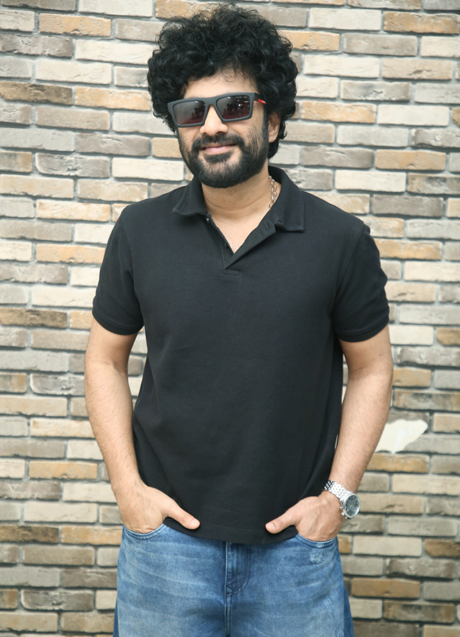 Siddu Jonnalagadda Interview in Telusu Kada Movie14