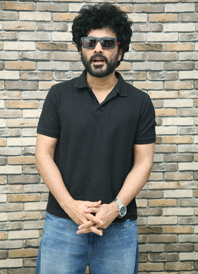 Siddu Jonnalagadda Interview in Telusu Kada Movie6