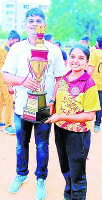 సిస్టోబాల్ క్రీడా ప్రతిభకు పేదరికం అడ్డు 2