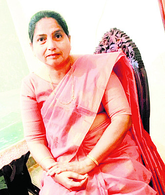 కులగణనకు వెళ్లి చెరువులో శవమై... 1