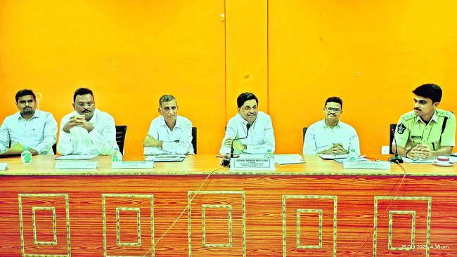 ‘డిసెంబర్ నాటికి ఇంటిగ్రేటెడ్ కలెక్టరేట్ పూర్తి’ 1