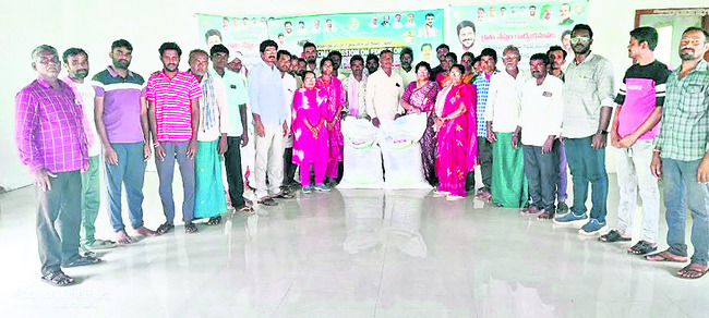 నూనె గింజల సాగు పెంపే లక్ష్యంగా వంద శాతం సబ్సిడీ2