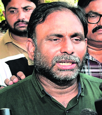 ప్రజాస్వామ్యంపై పోలీసు పోటు 2