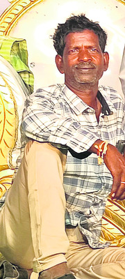 స్వగ్రామానికి   యువకుడి మృతదేహం1