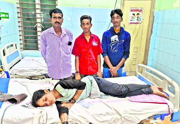 టీడీపీ సమావేశంలో రచ్చ
1
