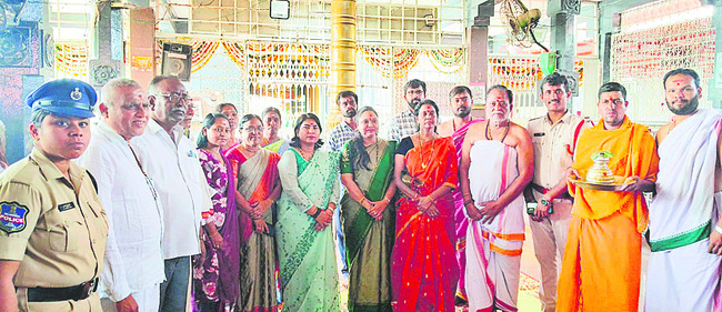 కేతకీలో సీనియర్ సివిల్ జడ్జి పూజలు2