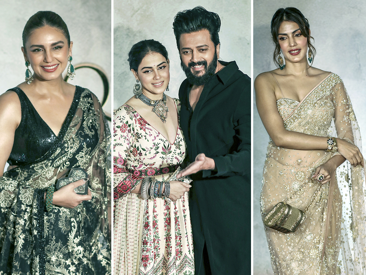 Bollywood Actor fashion designer Vikram Phadnis 35th anniversary fashion show1