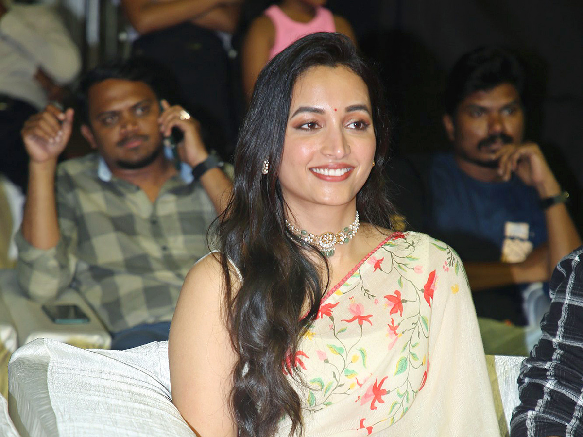 Siddu Jonnalagadda Telusu Kada Pre Release Event Photos10