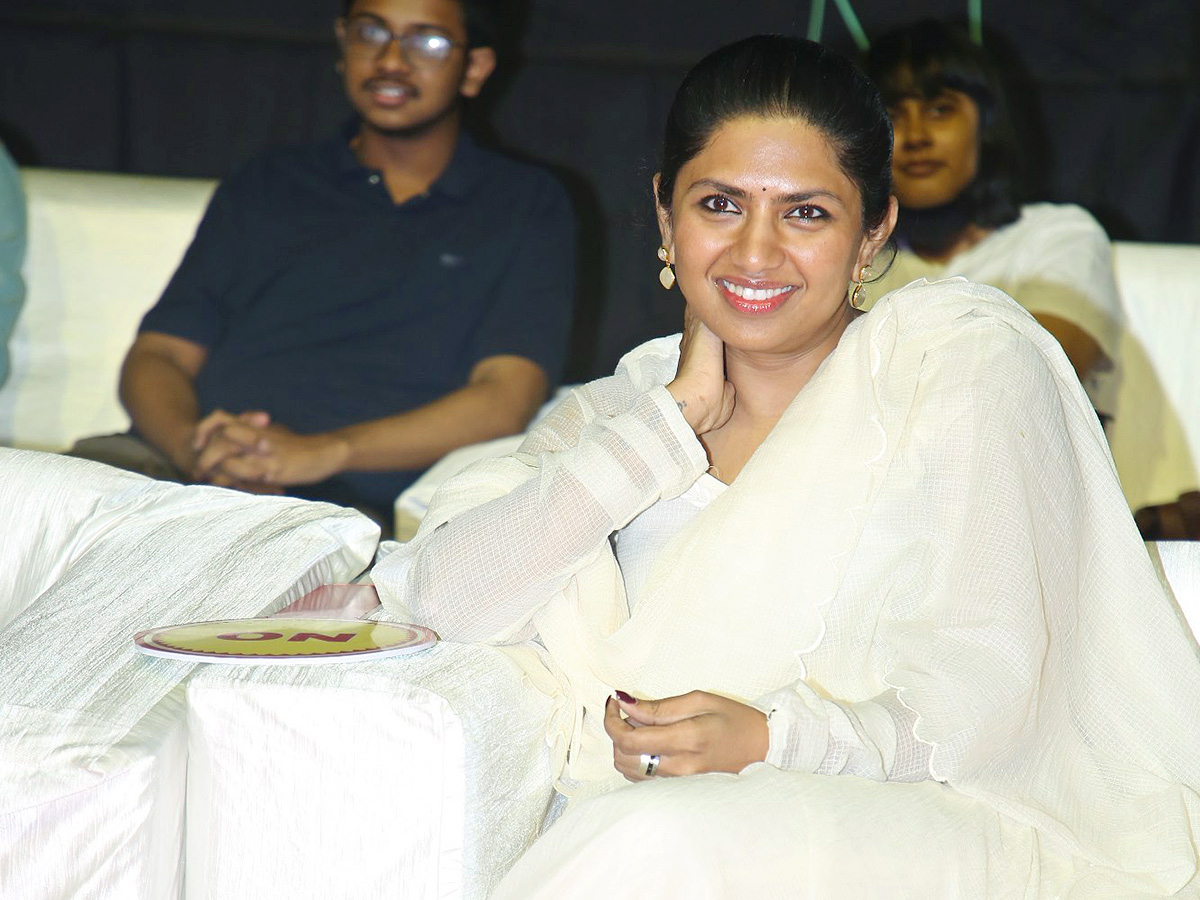 Siddu Jonnalagadda Telusu Kada Pre Release Event Photos19