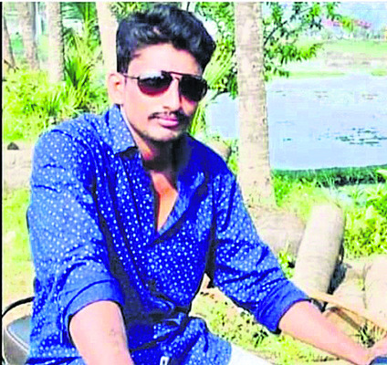 ఒంటరితనం భరించలేక వ్యక్తి ఆత్మహత్య
2