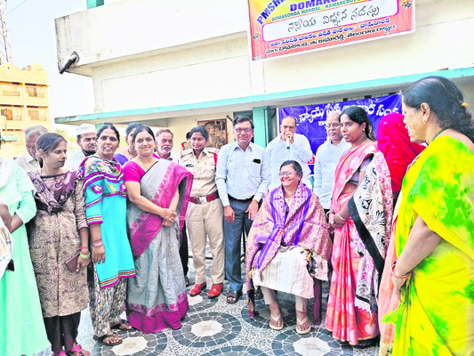 చట్టాలపై అవగాహన ఉండాలి1