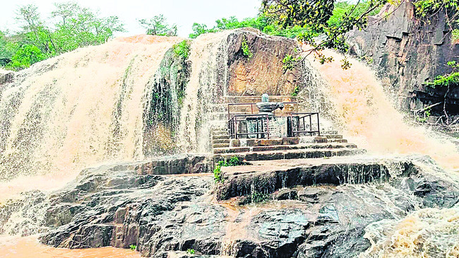 ప్రాజెక్టులపై కినుక ! 1