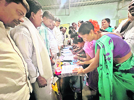 ఉచిత వైద్యాన్ని దూరం చేసే కుట్ర 1