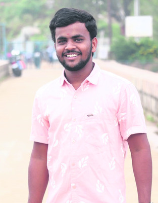 సాక్షి గొంతునొక్కే కుట్ర1