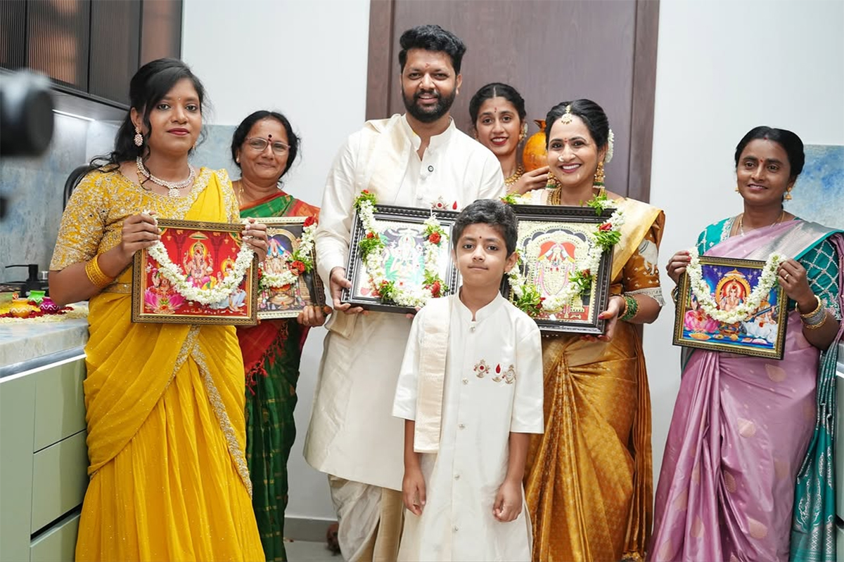 Bigg Boss Fame Anchor Lasya Manjunath New Housewarming Photos14