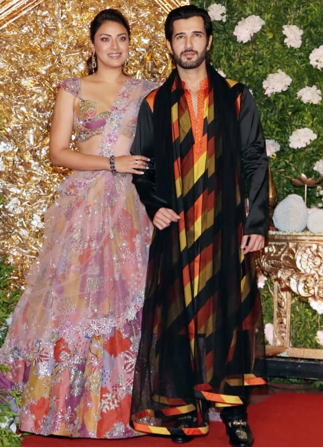 Diwali Celebrations At Bollywood Producer Ramesh Taurani's House18