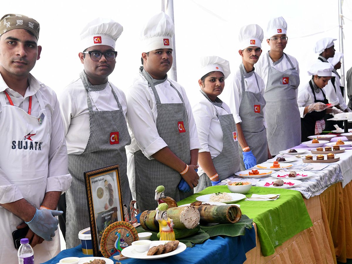 Mouth Watering Dishes In Hyderabad Photos13