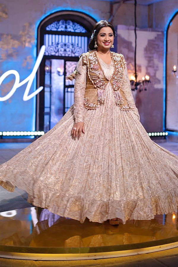Singer Shriya Ghoshal In Diwali Vibe Photos12