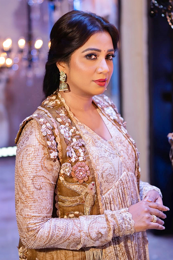 Singer Shriya Ghoshal In Diwali Vibe Photos8