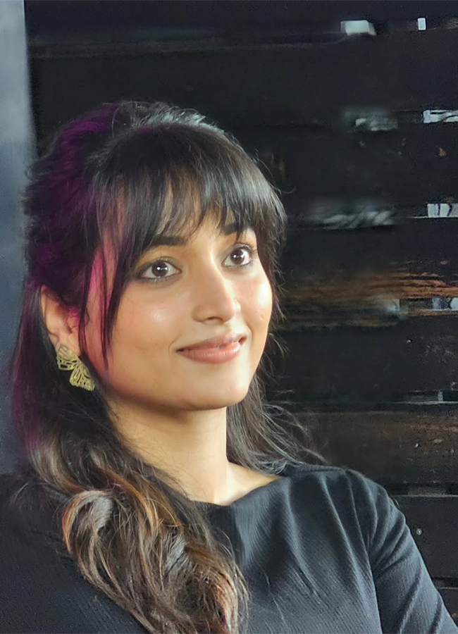 Telusu Kada Movie Actress Srinidhi Shetty HD Photos22