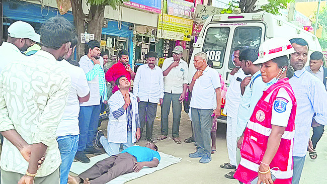 ఉద్యోగుల సమస్యల పరిష్కారానికి కృషి 2