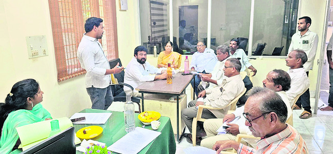 రైతుల బీమా కోసం రూ.17.53 లక్షలు
2
