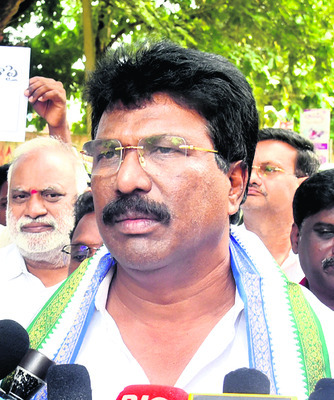 గళమెత్తిన కలం 7
