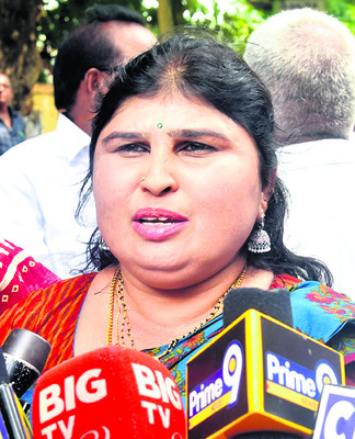 గళమెత్తిన కలం 12