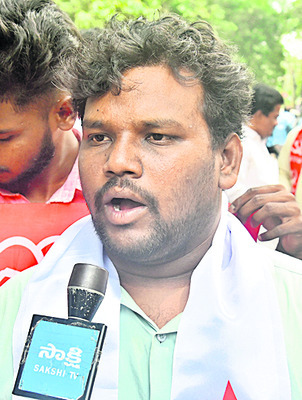 గళమెత్తిన కలం 11