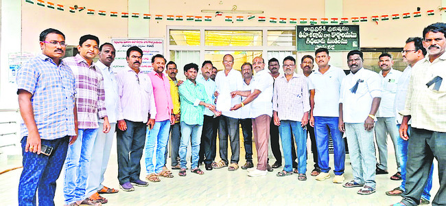 నిరసన గళం2