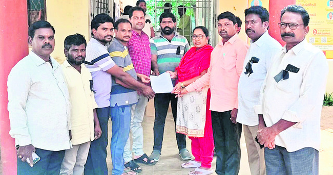 గళమెత్తిన కలం 3
