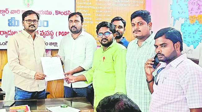 నిరసన గళం3