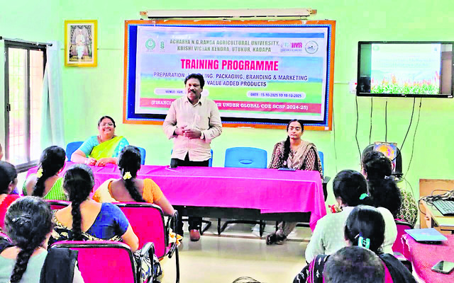 సీపీఆర్పై అవగాహన పెంచుకోవాలి 1