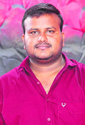 ‘సాక్షి’పై కక్ష సాధింపు విడనాడాలి2