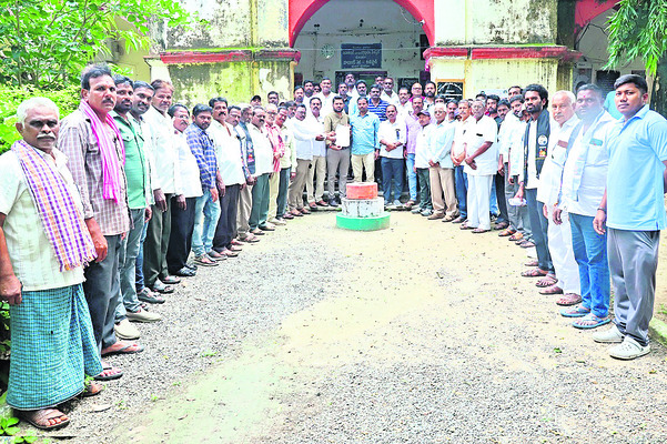 కదం తొక్కిన జర్నలిస్టులు1