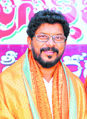 నిగ్గదీస్తున్న ‘సాక్షి’ని నిలువరిస్తారా?5