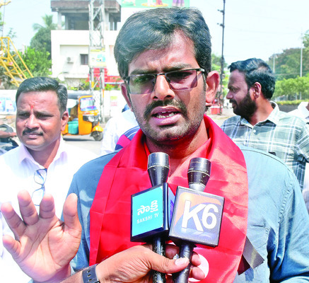 పత్రిక స్వేచ్ఛను హరిస్తే ఊరుకోం 1
