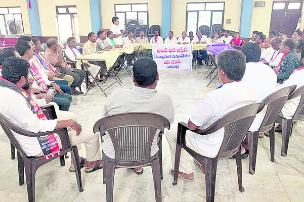రైల్వేస్టేషన్లో తనిఖీలు 1