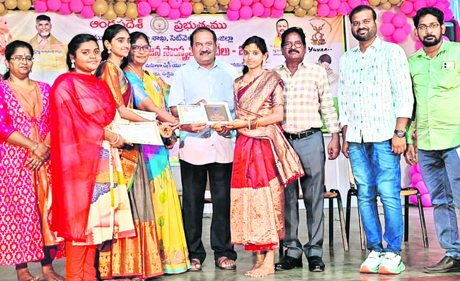 అలరించిన యువజనోత్సవాలు 2