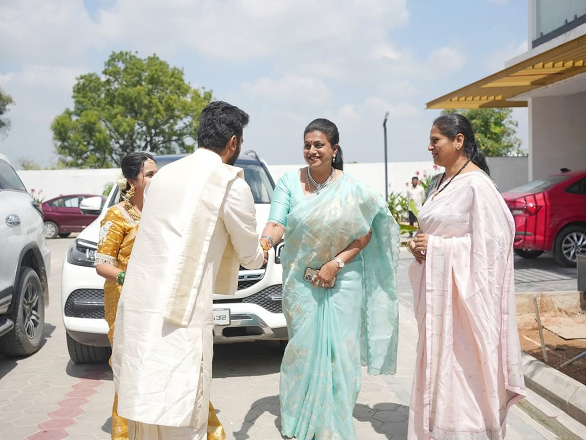 Rk Roja Attends Anchor Lasya House Warming Ceremony Photos2