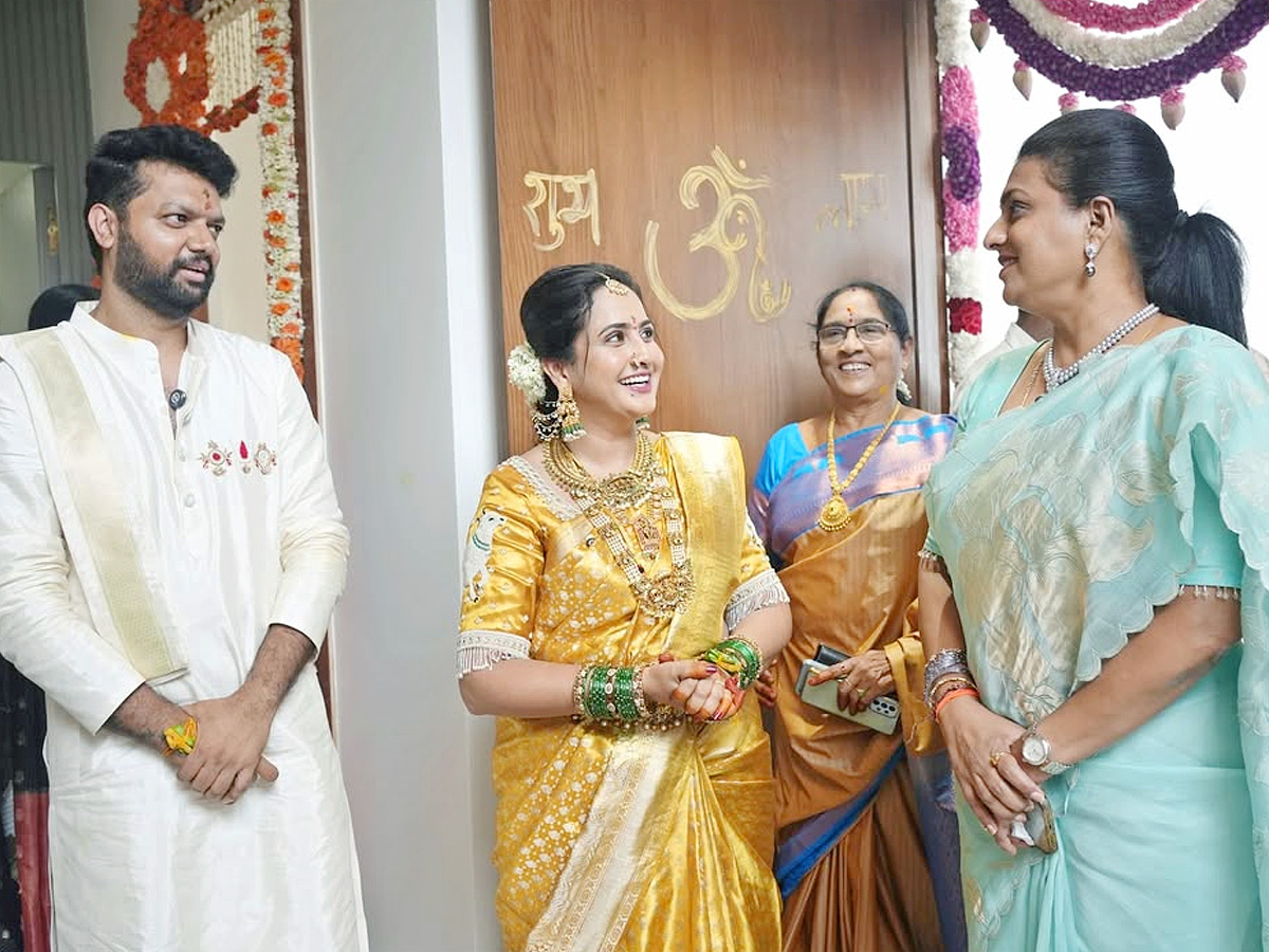 Rk Roja Attends Anchor Lasya House Warming Ceremony Photos5