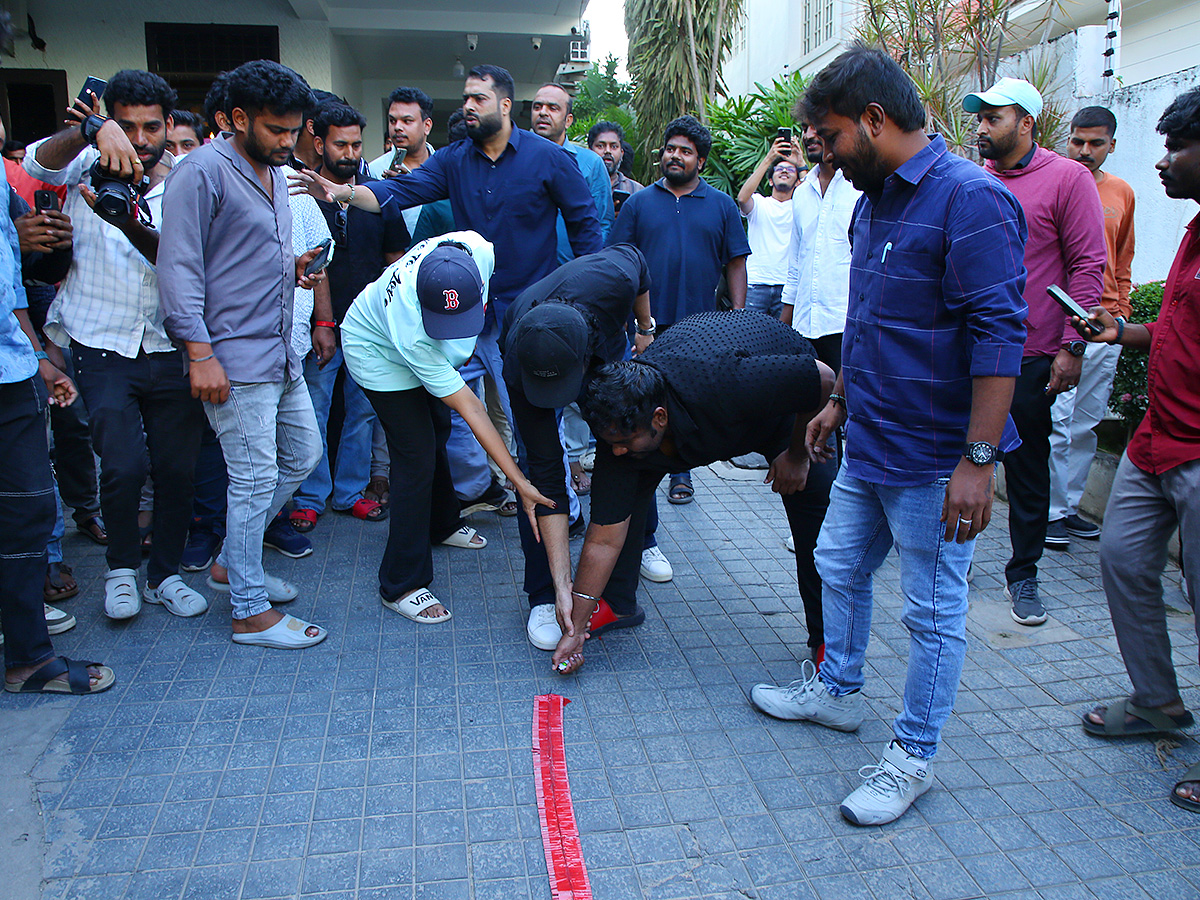 Telusu Kada Movie Success Celebrations Photos3