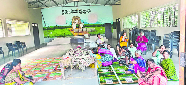 కొడుకుల దాష్టీకానికి తల్లడిల్లుతున్న తల్లిదండ్రులు 3