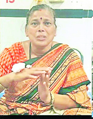 వీధి కుక్కల దాడి.. 25 మందికి గాయాలు 1