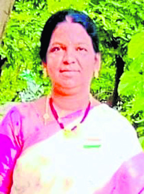 యాదగిరీశుడిని దర్శించుకున్న పీవీ సింధు
1