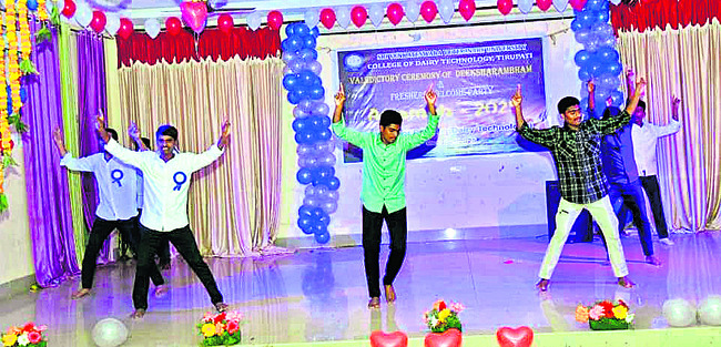 రేపు స్విమ్స్ ఓపీ, ఓటీలకు సెలవు 1