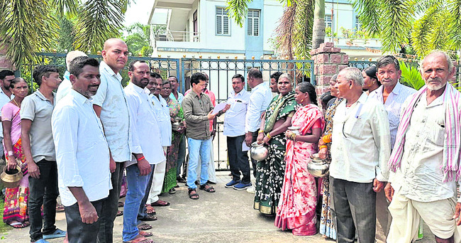 ఉరేసుకుని ఐటీఐ విద్యార్థి ఆత్మహత్య
1